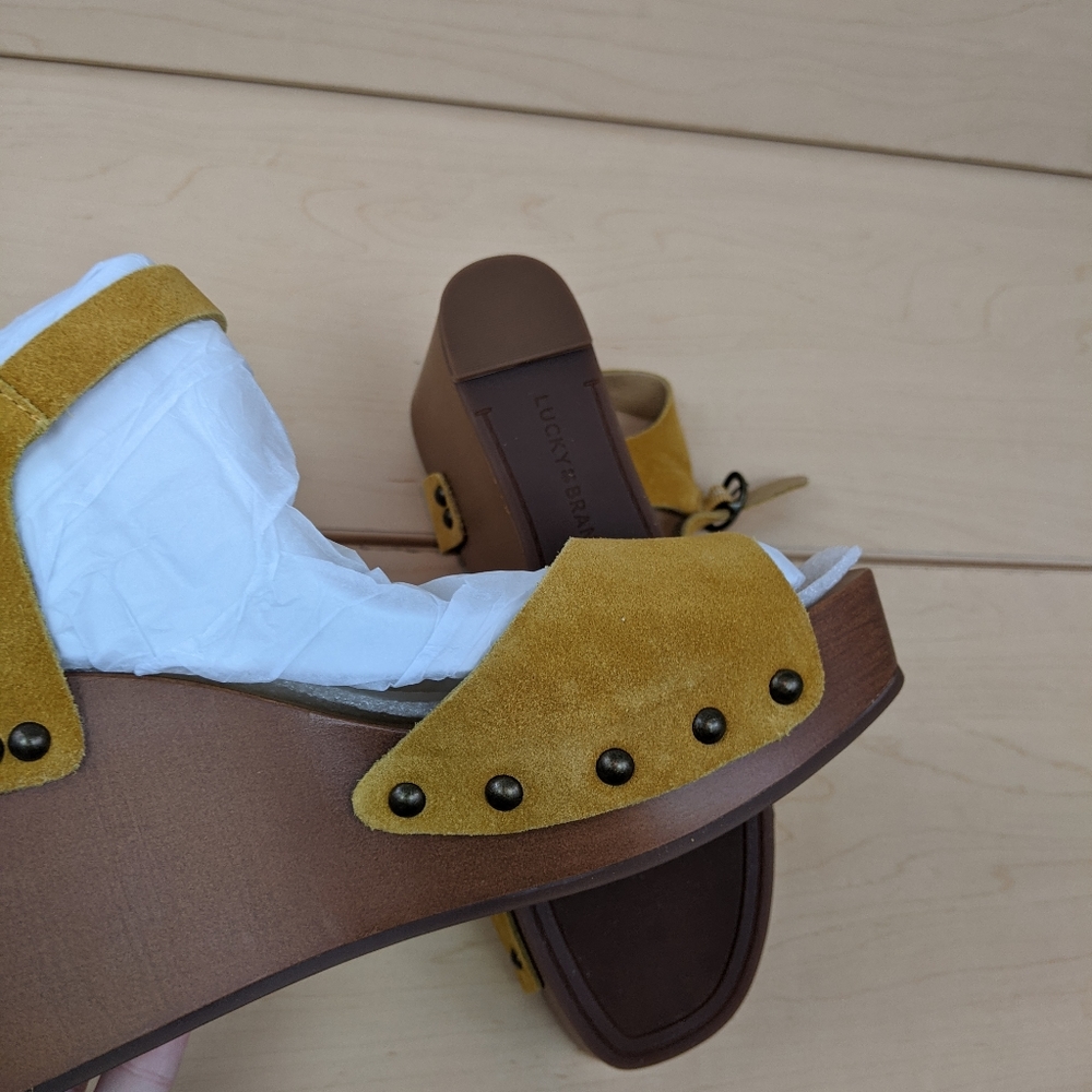 Lucky Brand | Yellow Zashti Heels - Picture 10 of 10